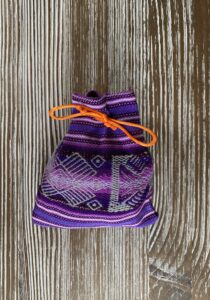 Chumpi Khuyas Obsidiaan002