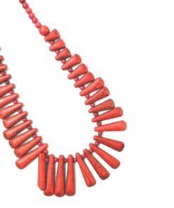 Collier met rode stenen