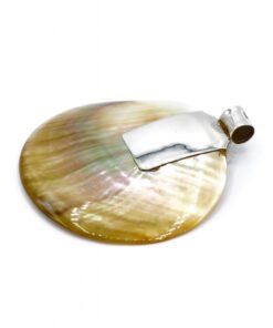 Geel parelmoer luxe zilveren hanger