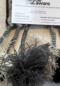 Hatband zwart met kralen..