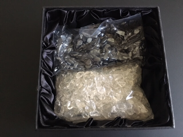 Edelsteen oplaad en ontlaadmix