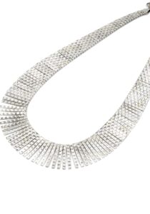 Alternative view of Inti Qulqi design collier