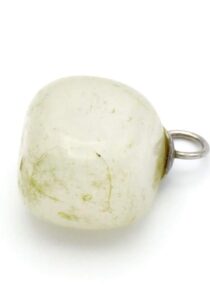 Kleine opal hangertje (op bestelling 2-3 weken)