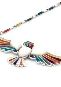 Alternative view of Kunturi kuychi design collier