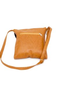 Alternative view of Lederen geborduurde margriet-heuptas groot