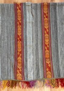 Poncho Peru in grijstinten1