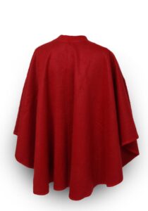 Alternative view of Rode ruana