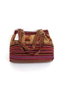 Alternative view of Tahuantinsuyo-design handtas alturas